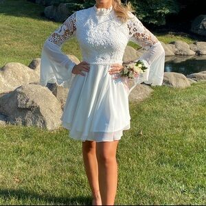 White boho Lady Black Tie Dress